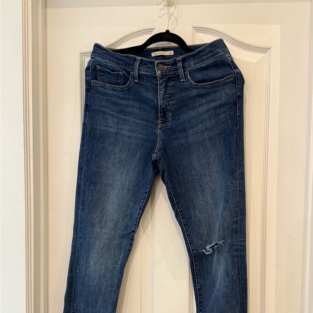 Levi’s 312 Shaping Slim